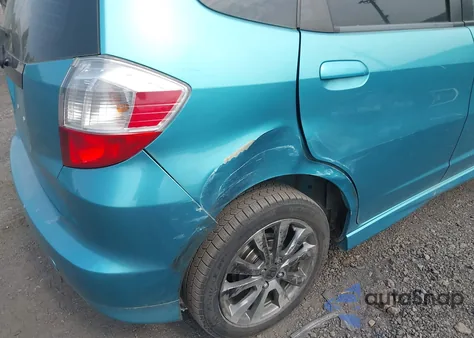 2012 Honda Fit Sport из США, поврежденный, VIN JHMGE8H58CC040018